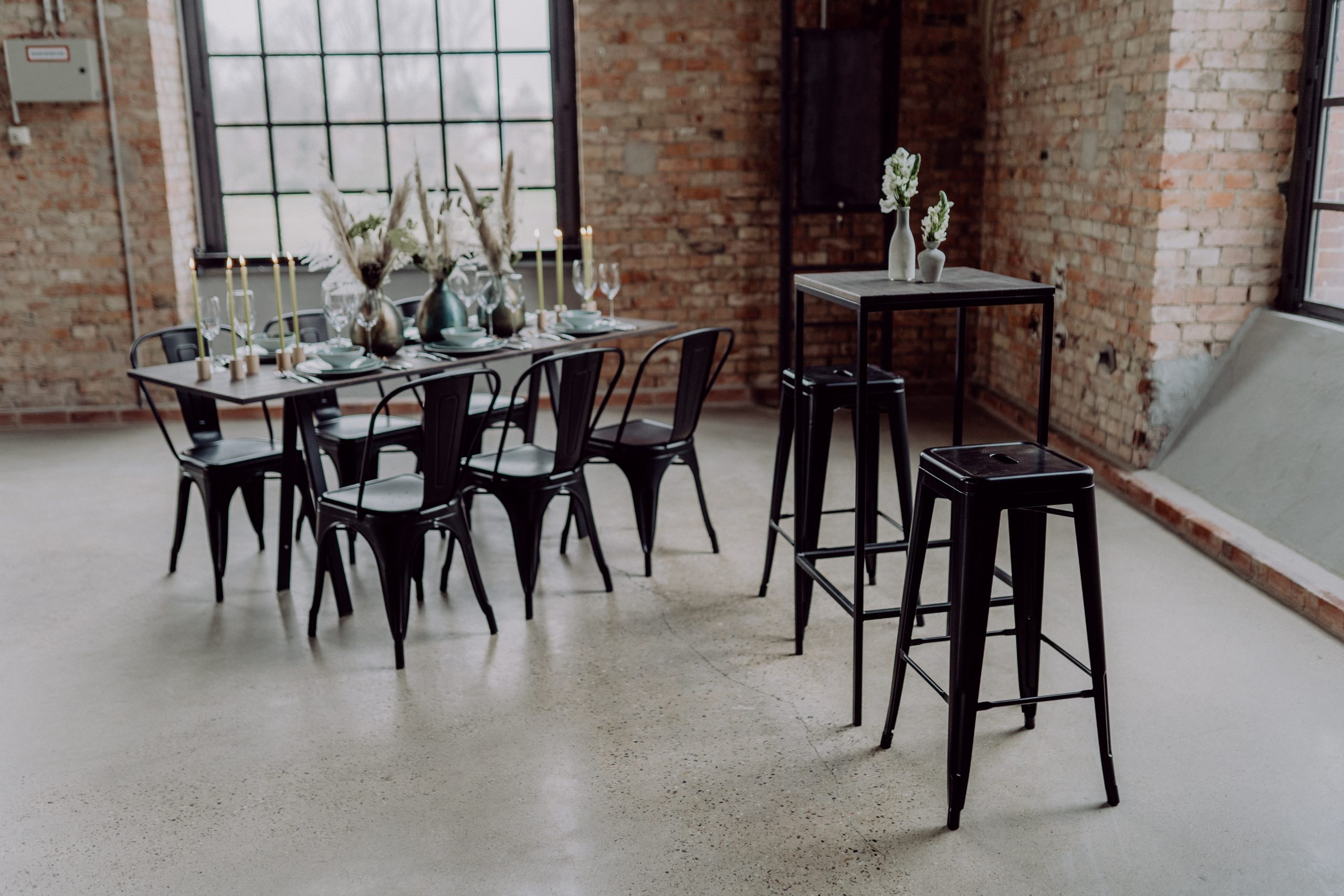 Sitztisch Ampere "Edition black" Industrieholz, 70x180 cm – Bild 2