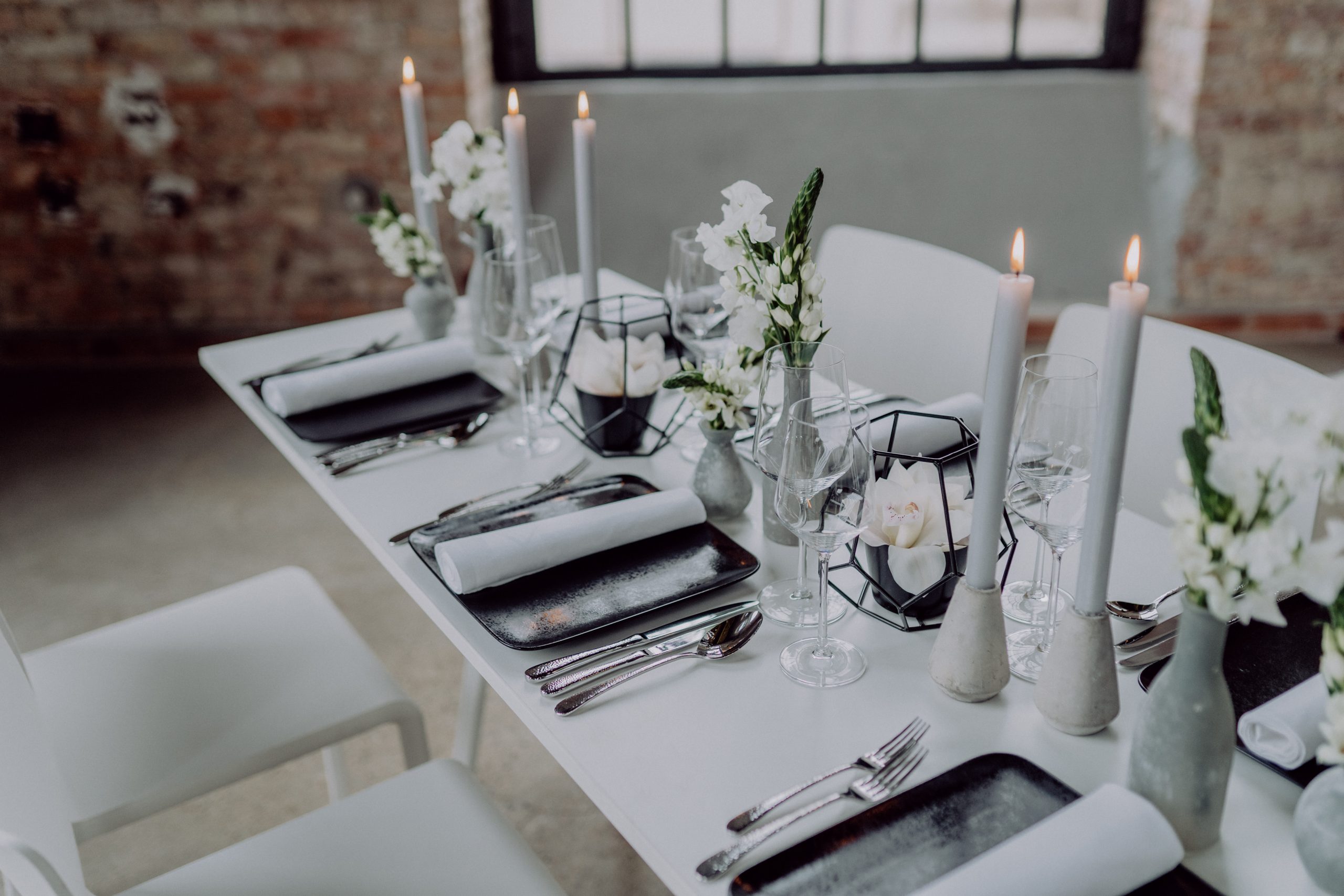 Sitztisch Ampere "Edition white" Outdoor weiß, 70x180cm – Bild 4